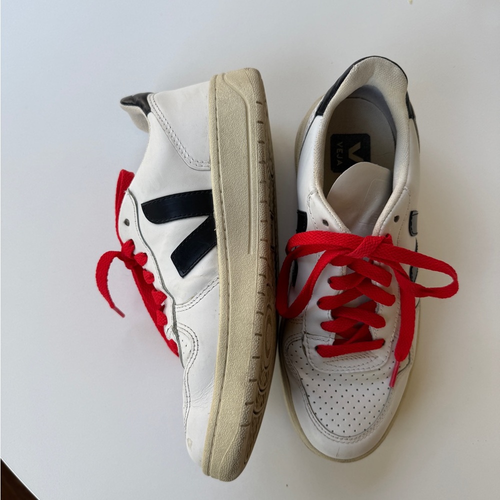 Veja White and Black Sneakers with Red Laces